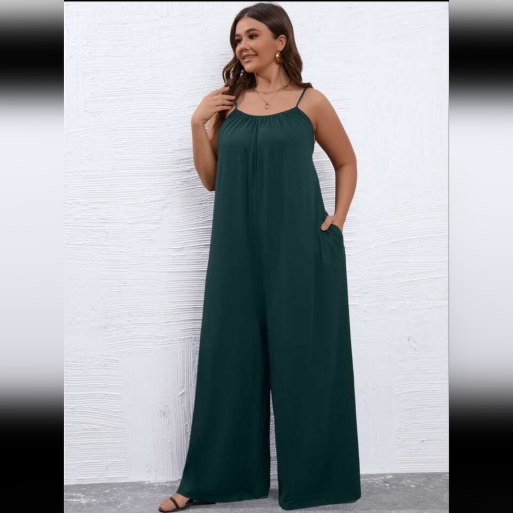 🥳Hunter Green jumpsuit